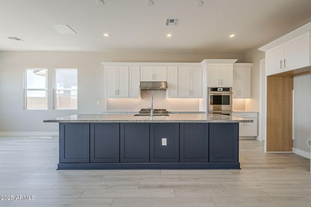 10841 N BLAKELY Street, Surprise, AZ 85388