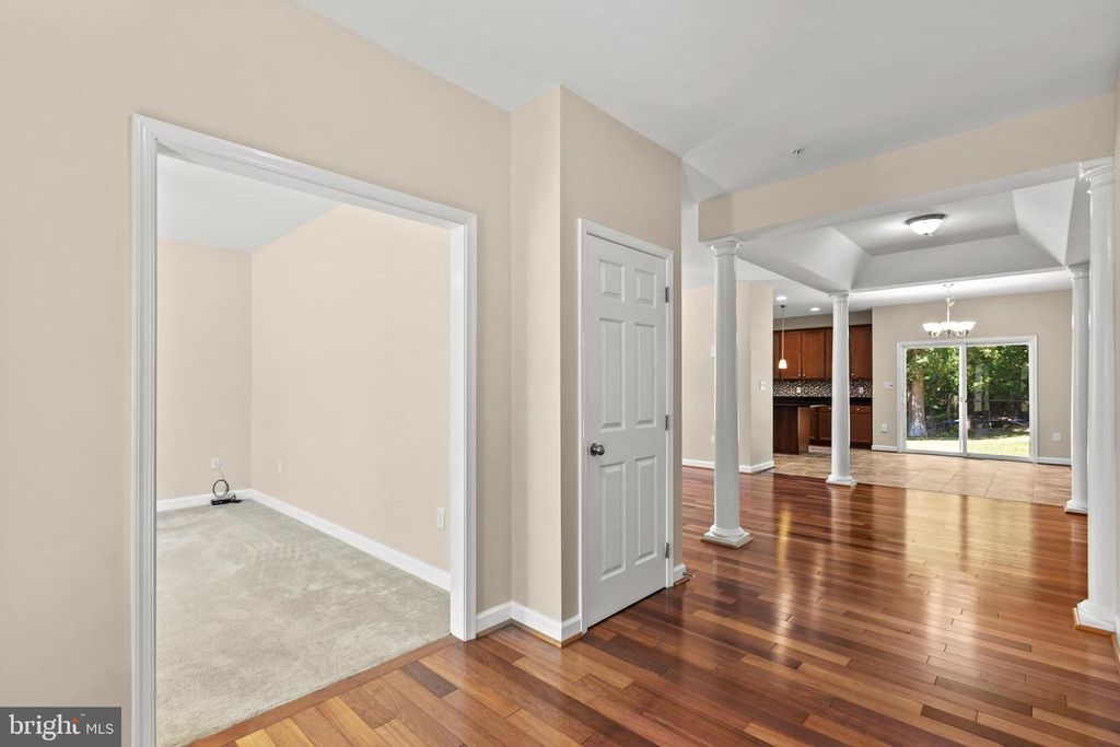 Image 16 of property listing at 23627 DEERFOOT WAY, California, MD 20619