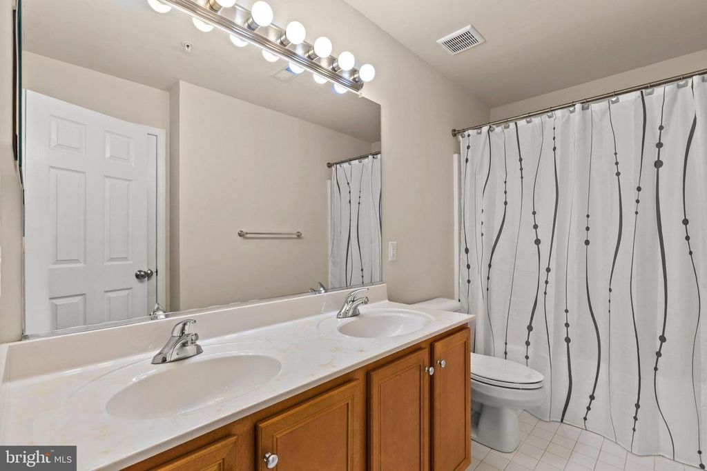 Image 36 of property listing at 23627 DEERFOOT WAY, California, MD 20619