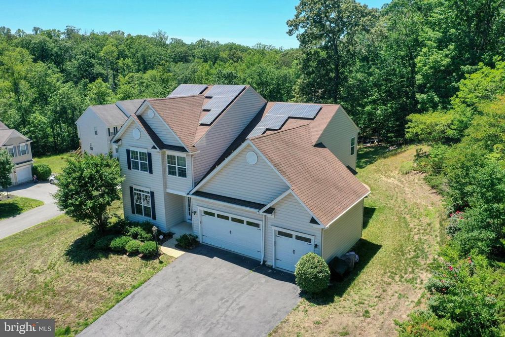 Image 6 of property listing at 23627 DEERFOOT WAY, California, MD 20619