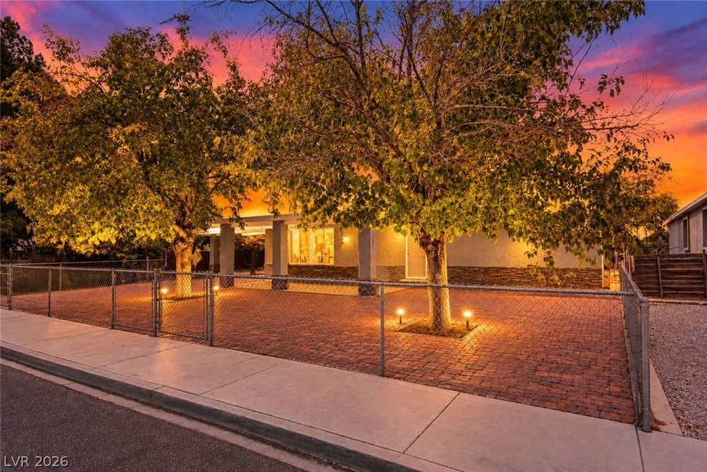 3216 Osage Avenue, Las Vegas, NV 89101 — photo 4