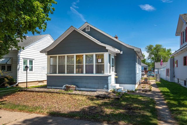 2030 Wood STREET, La Crosse, WI 54603