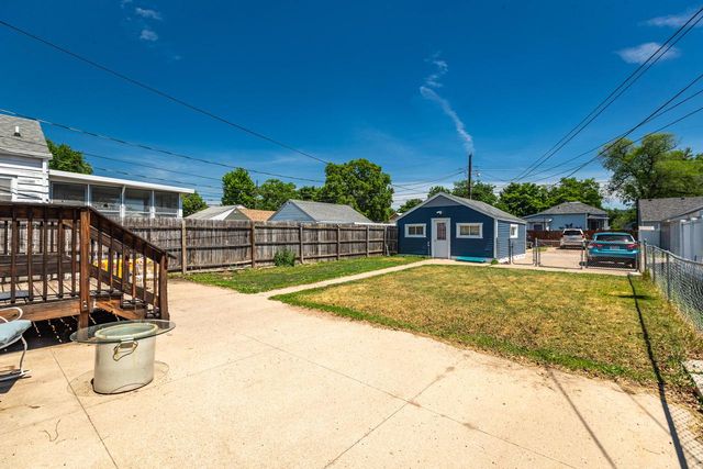 2030 Wood STREET, La Crosse, WI 54603