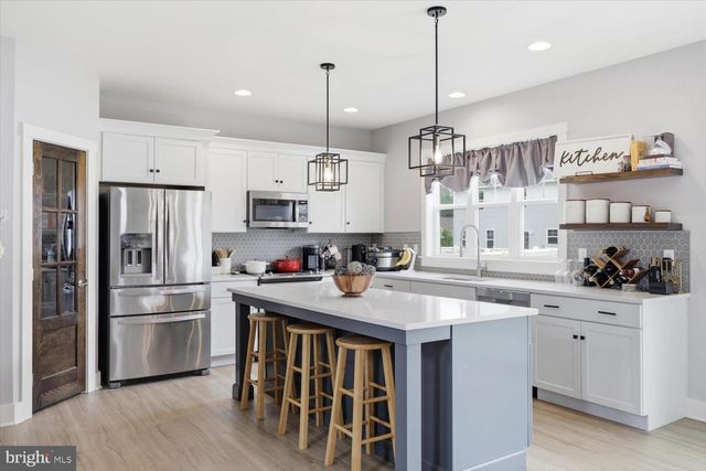 572 NOTTINGHAM WAY, Annville, PA 17003
