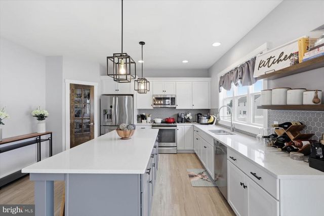 572 NOTTINGHAM WAY, Annville, PA 17003