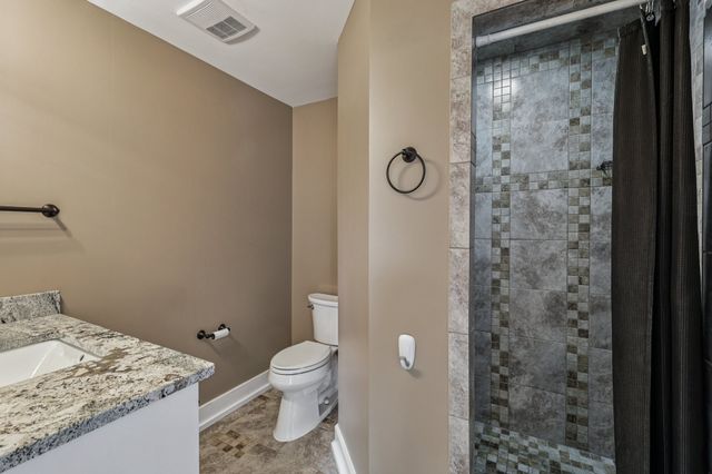 4002 Trotwood Ave, Columbia, TN 38401