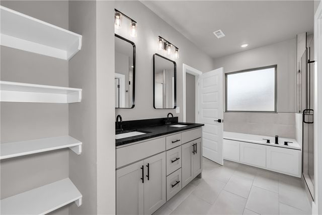 10 York Drive, Bella Vista, AR 72714