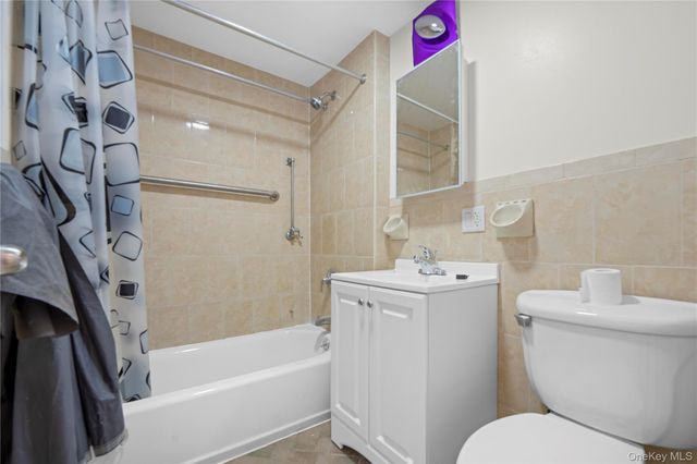 7617 46th Avenue 4A, Elmhurst, NY 11373