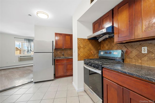 7617 46th Avenue 4A, Elmhurst, NY 11373