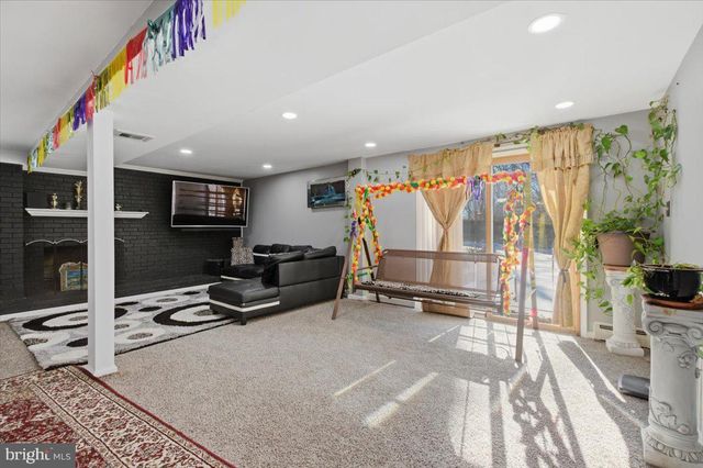 4907 KENYON CT, Woodbridge, VA 22193