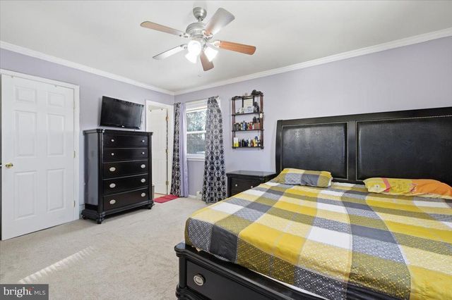 4907 KENYON CT, Woodbridge, VA 22193