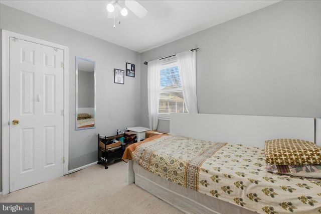 4907 KENYON CT, Woodbridge, VA 22193