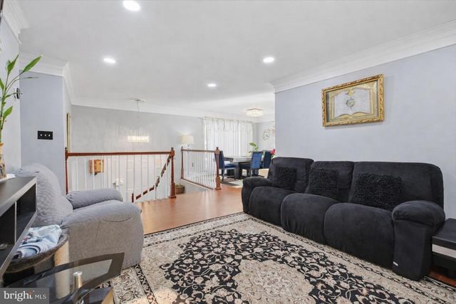 4907 KENYON CT, Woodbridge, VA 22193