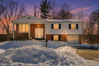 4907 KENYON CT, Woodbridge, VA 22193