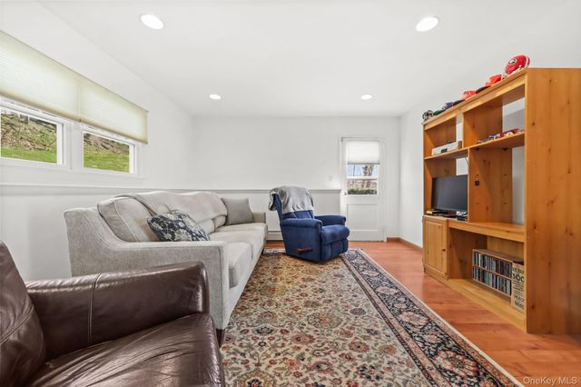 150 Rosedale Avenue, White Plains, NY 10605