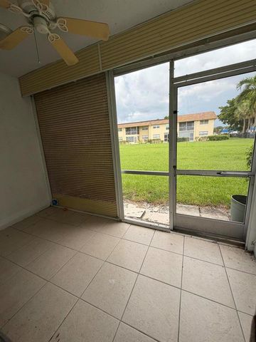 9915 Sandalfoot Boulevard 410, Boca Raton, FL 33428