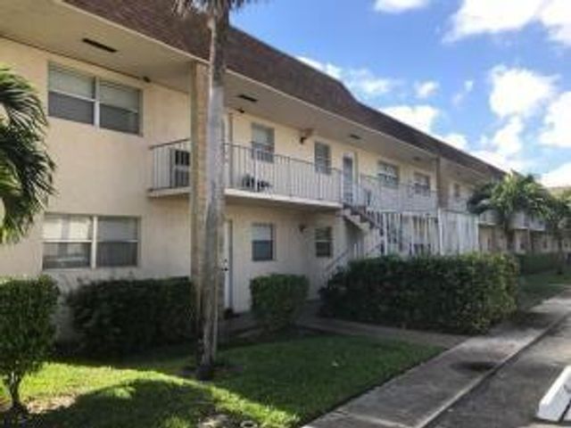 9915 Sandalfoot Boulevard 410, Boca Raton, FL 33428