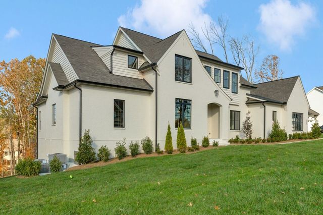 4821 Woodrow Pl, Arrington, TN 37014