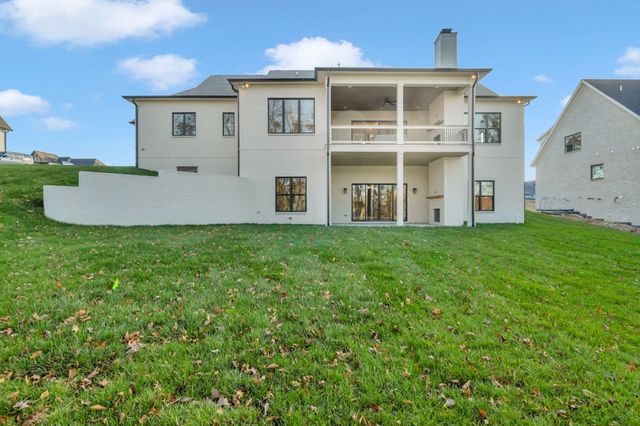 4821 Woodrow Pl, Arrington, TN 37014