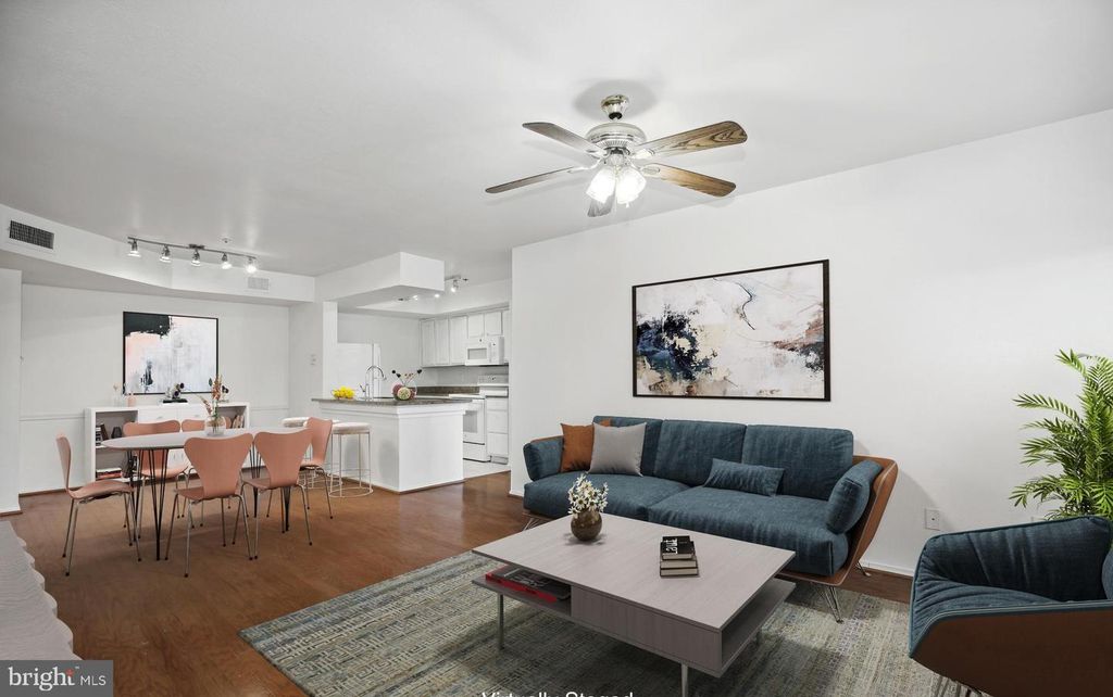 3315 Wyndham Cir Apt 1221, Alexandria, VA 22302