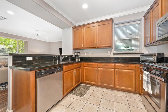 104 Rodin Ln, Folsom, CA 95630