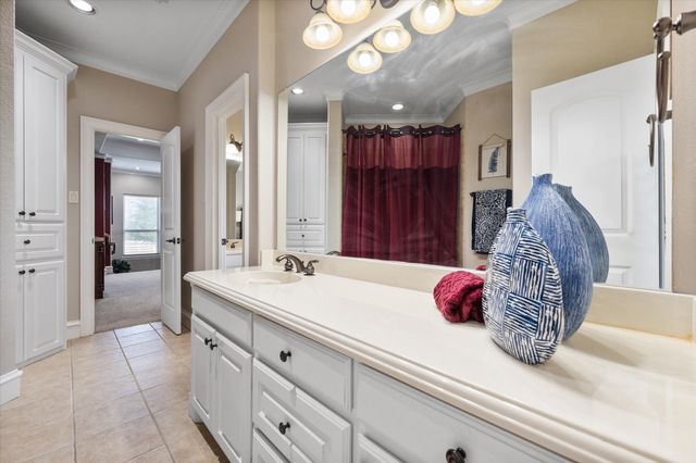 160 Steel Dust Drive, Red Oak, TX 75154