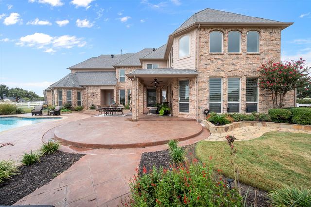160 Steel Dust Drive, Red Oak, TX 75154