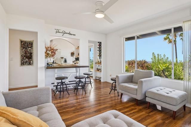 2068 Camino Culebra, Vista, CA 92084