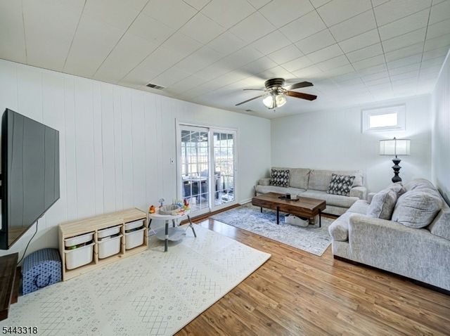 26 Demond Pl, Somerville Boro, NJ 08876