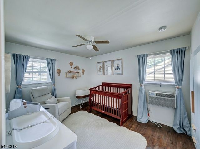 26 Demond Pl, Somerville Boro, NJ 08876