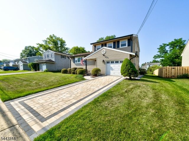 26 Demond Pl, Somerville Boro, NJ 08876