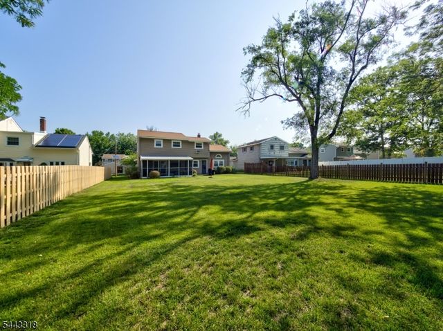 26 Demond Pl, Somerville Boro, NJ 08876
