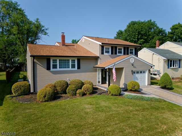 26 Demond Pl, Somerville Boro, NJ 08876