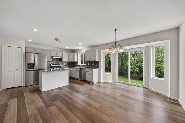 10650 Scarlet Oak Drive, Superior Twp, MI 48198