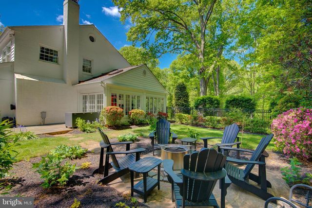 11205 SORREL RIDGE LN, Oakton, VA 22124