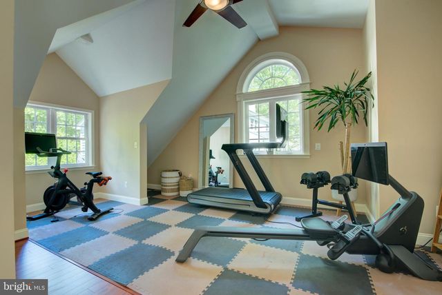 11205 SORREL RIDGE LN, Oakton, VA 22124