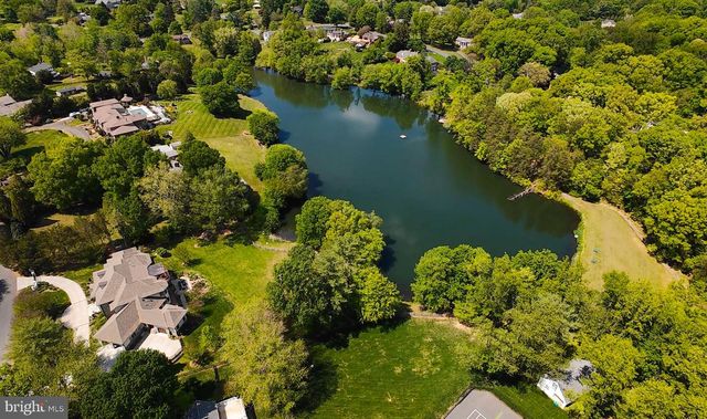 11205 SORREL RIDGE LN, Oakton, VA 22124