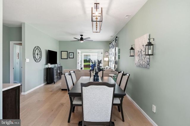14 SPRING LN, Edgewater Park, NJ 08010