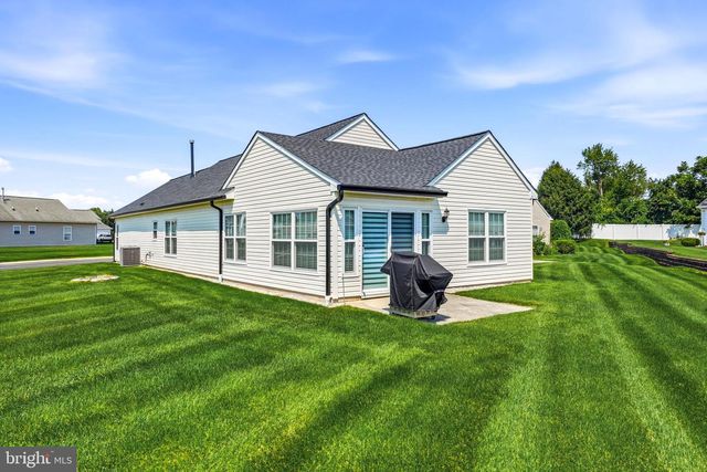 14 SPRING LN, Edgewater Park, NJ 08010