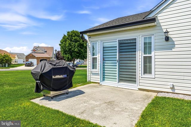 14 SPRING LN, Edgewater Park, NJ 08010