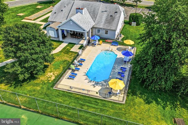 14 SPRING LN, Edgewater Park, NJ 08010