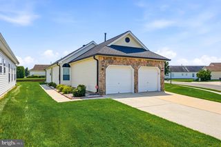 14 SPRING LN, Edgewater Park, NJ 08010