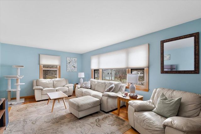 7 deborah Drive, South Burlington, VT 05403