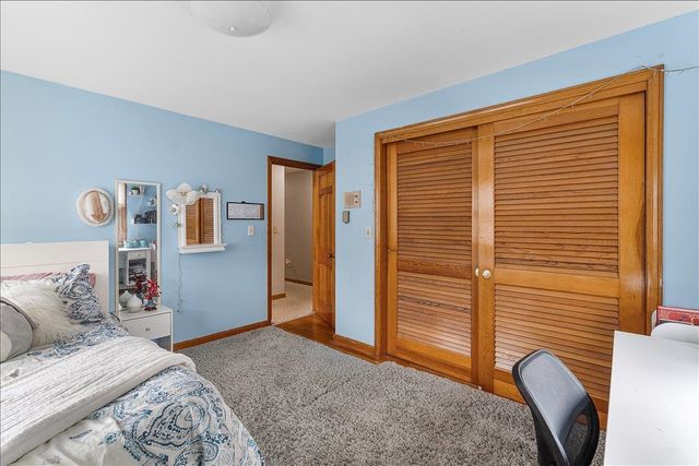 7 deborah Drive, South Burlington, VT 05403