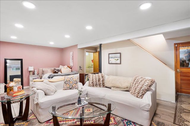 7 deborah Drive, South Burlington, VT 05403