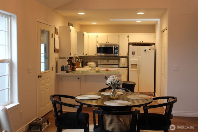 432 5th Avenue, Oroville, WA 98844