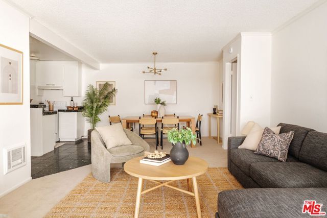 355 S Los Robles Avenue 210, Pasadena, CA 91101