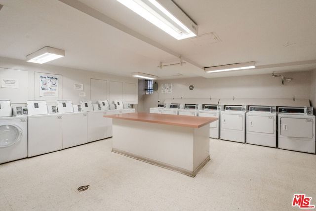 355 S Los Robles Avenue 210, Pasadena, CA 91101