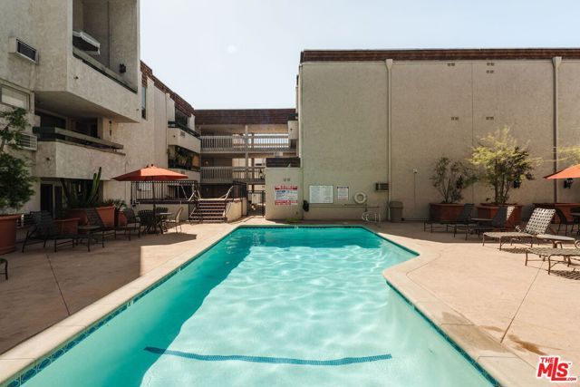 355 S Los Robles Avenue 210, Pasadena, CA 91101