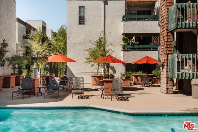 355 S Los Robles Avenue 210, Pasadena, CA 91101